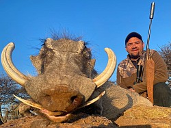 Warthog Hunt